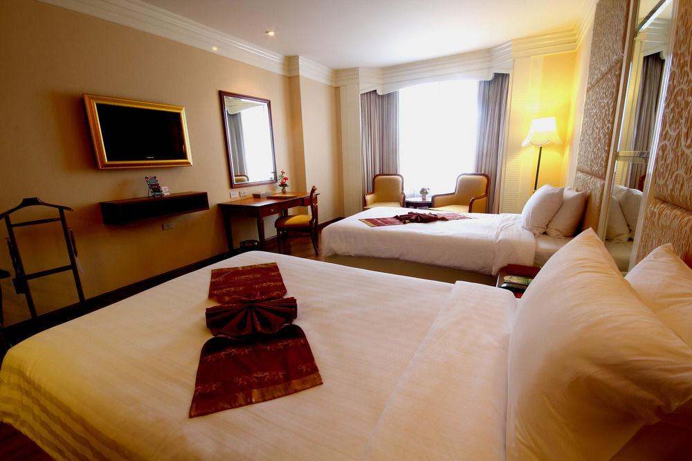 בנגקוק The Emerald Hotel מראה חיצוני תמונה